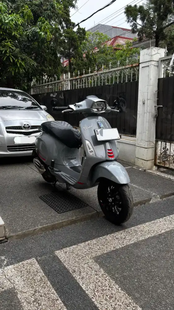[DIJUAL CEPAT] Vespa Sprint i-Get 150 ABS tahun 2021