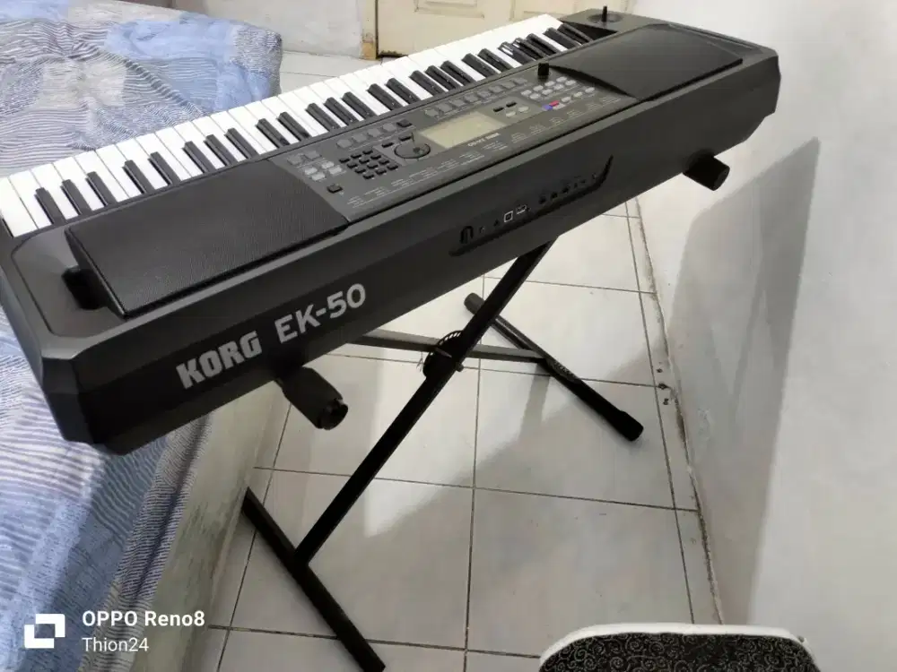 Keyboard Merk Korg EK 50 second