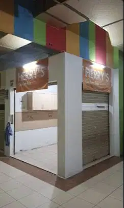 Karyawati Herry's Chicken box