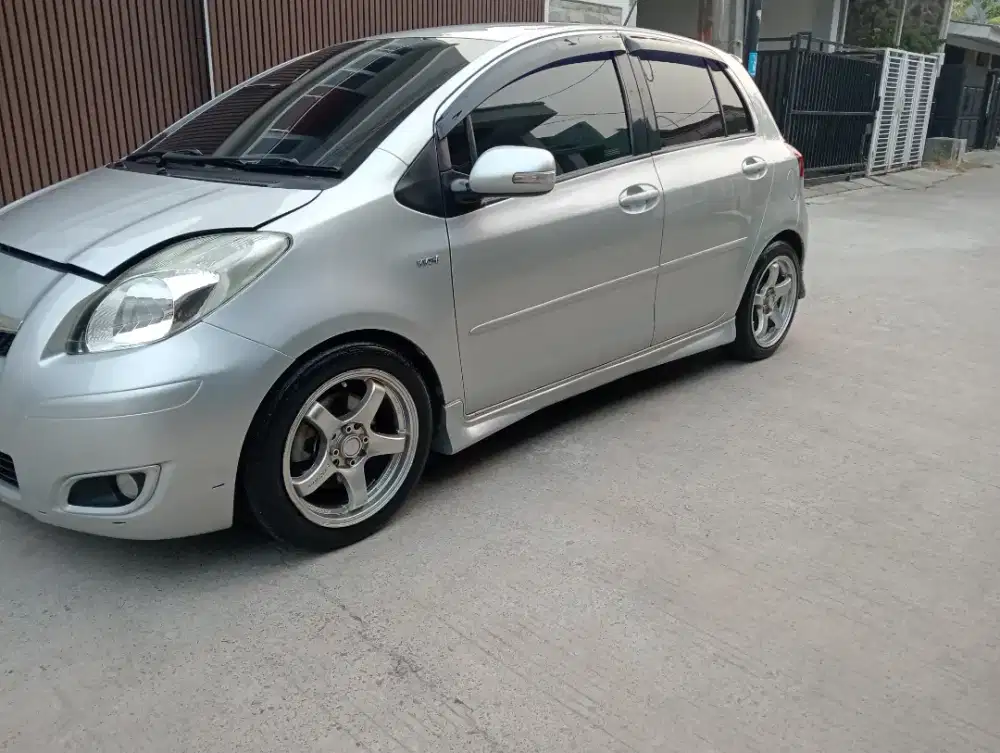 Toyota YARIS S Limited A/T 2010 CASH/KREDIT