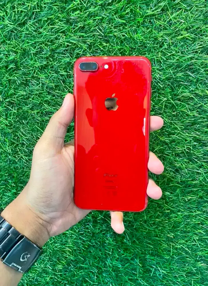 Iphone 8 Plus 64GB Merah