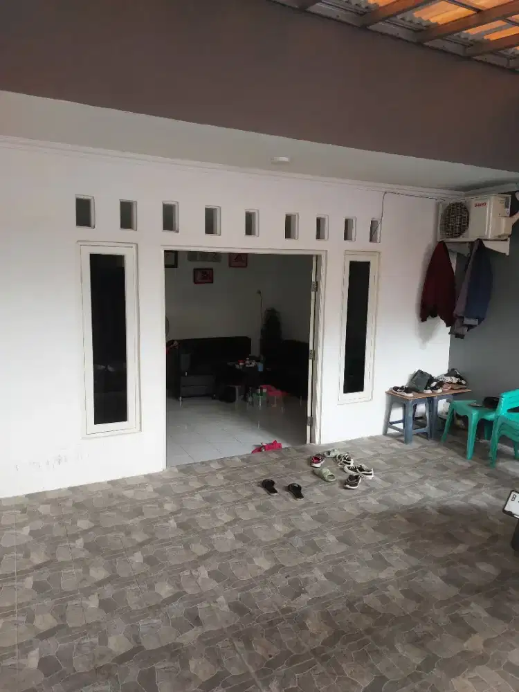 Rumah dijual siap huni