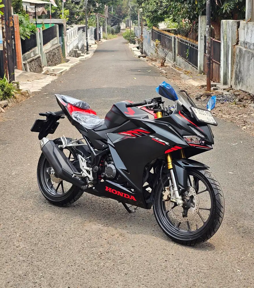 Km 2rb! Seperti baru! HONDA NEW CBR 150 R 2025 cbr150r cbr 150r cbr150