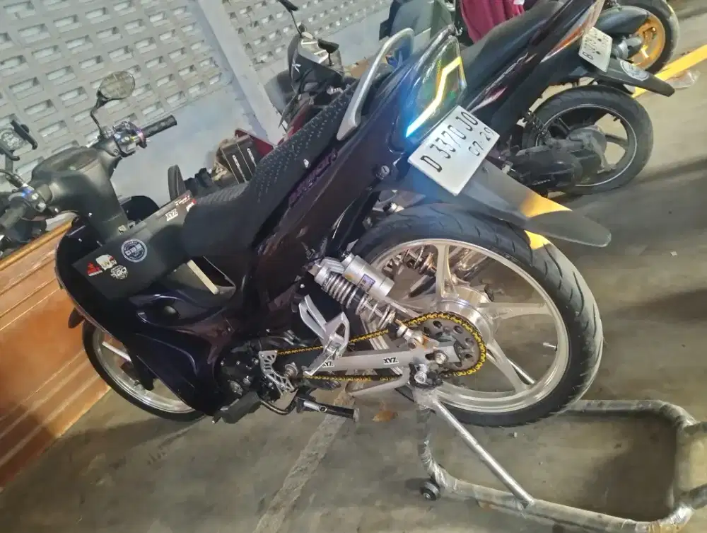 Jual suzuki shogun th 2003 Rp 8 juta
