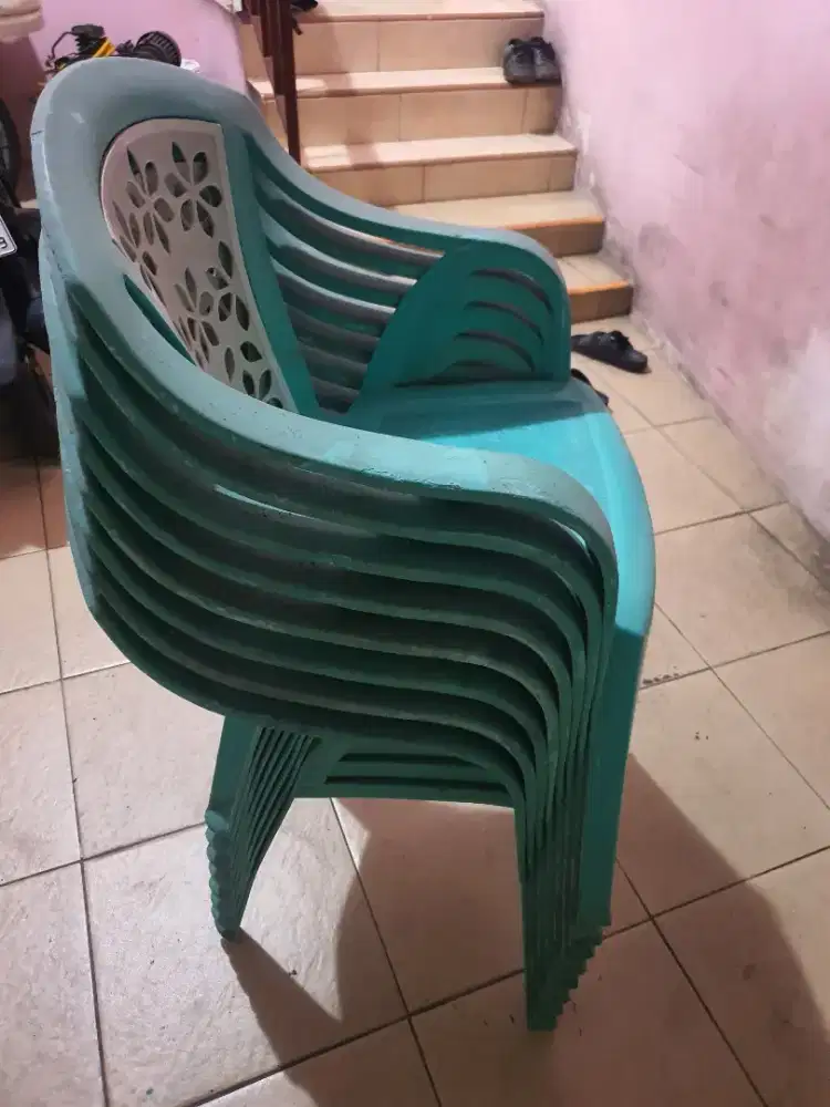 Jual murah bangku plastik sandaran 8 pcs