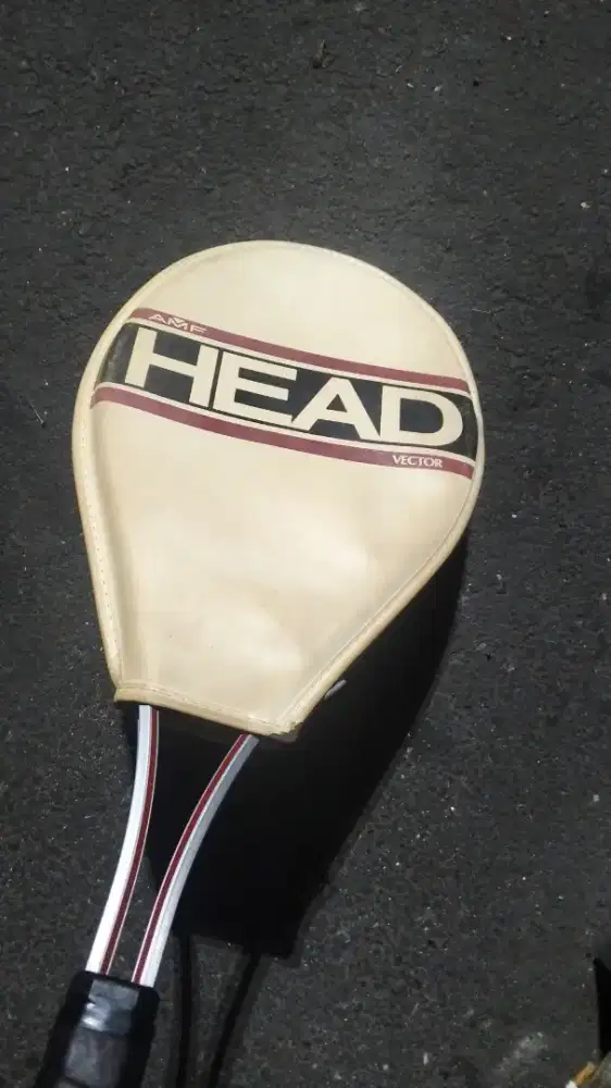 RAKET TENIS HEAD VECTOR