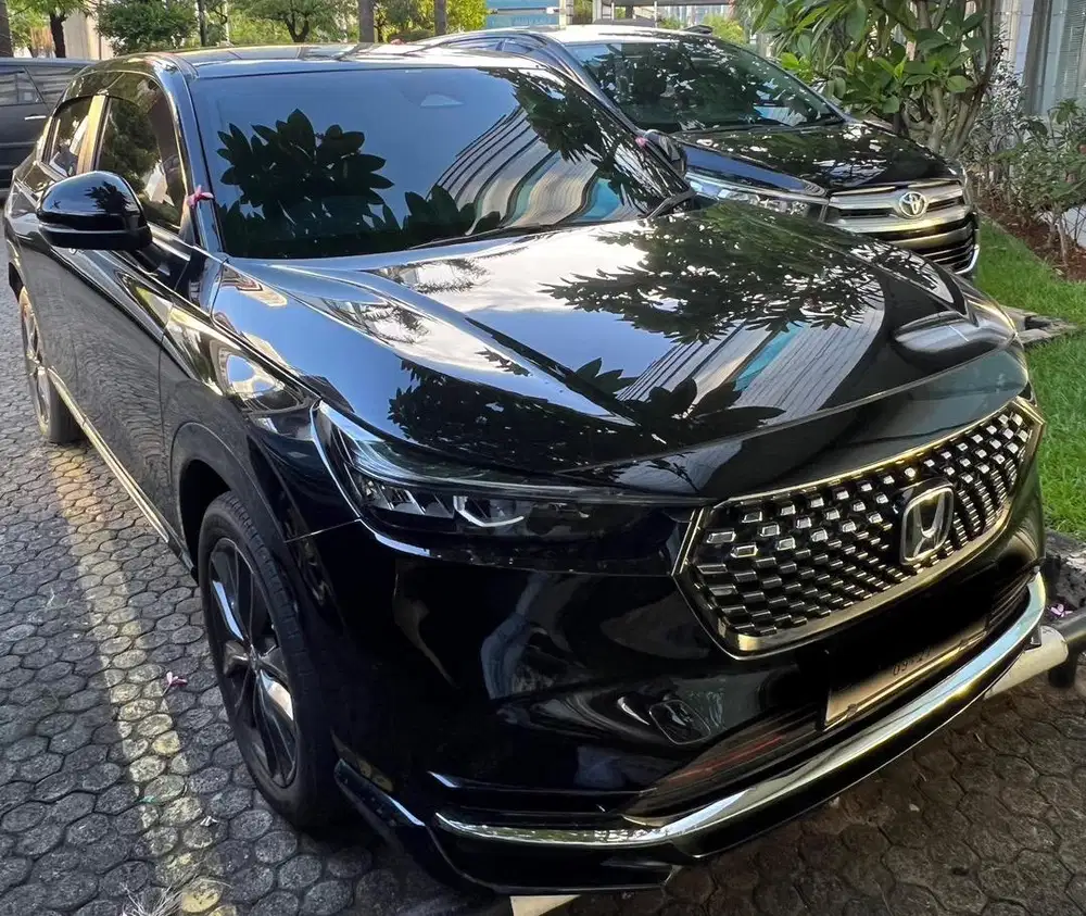 Honda HR-V 1.5 Turbo RS CVT 2022 - Tangan 1, KM rendah, Full Service