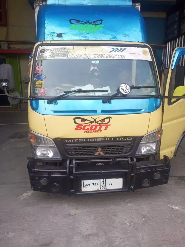 Jual Cepat Colt diesel long chasis Box Super jumbo