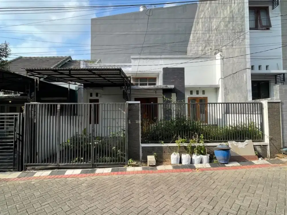 DIJUAL RUMAH SIGURA-GURA KOTA MALANG COCOK UNTUK KOST DEKAT UB