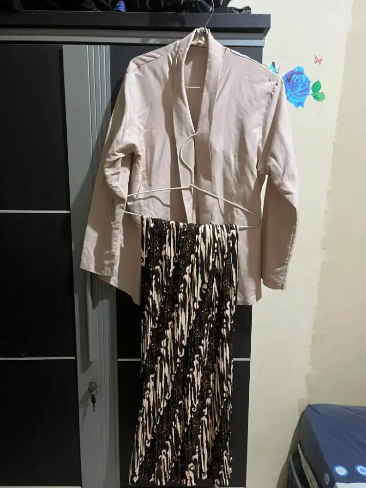 Set Kebaya Kutu Baru