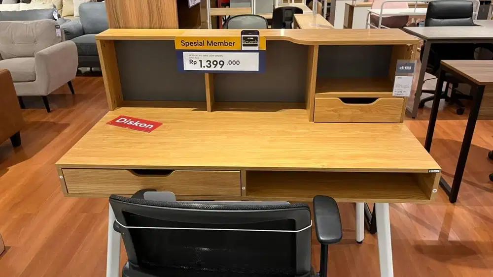 kredit meje belajar/meja kantor