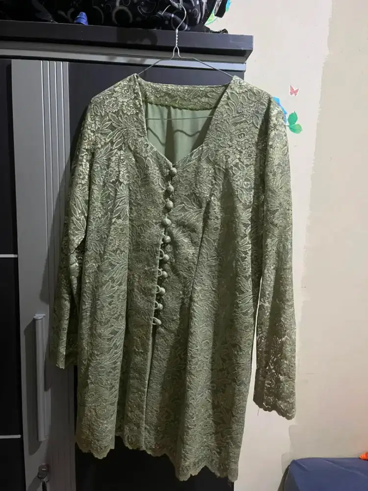 Kebaya Kutu Baru