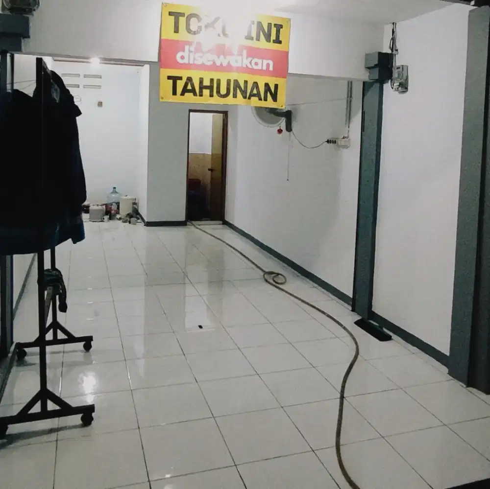 Disewakan Kios Murah Strategis di Cimanggis Depok