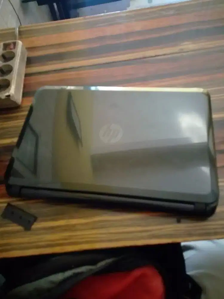 Laptop HP  14 -040d SSD 256 gb