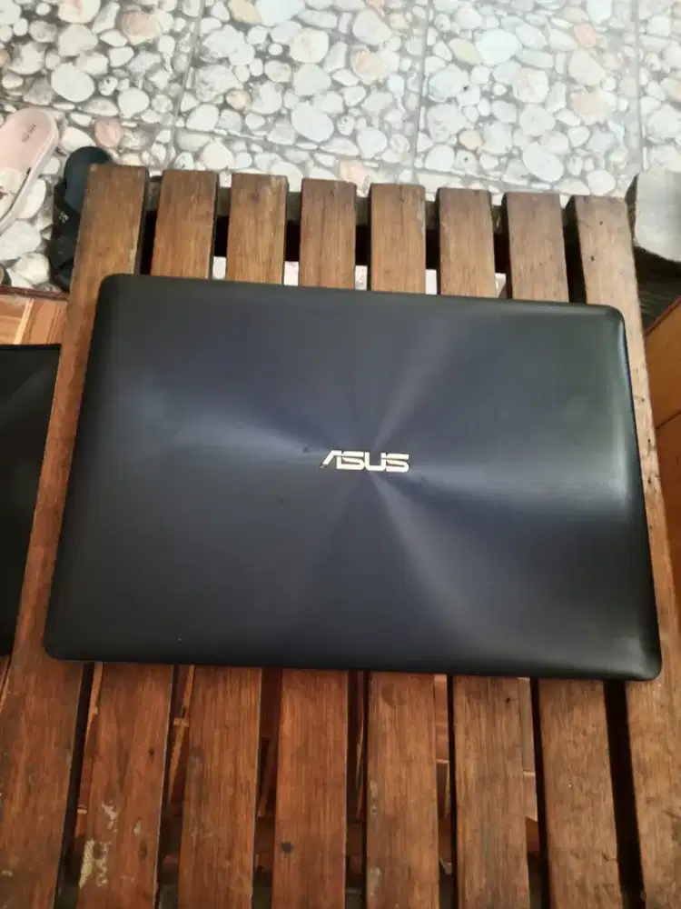 Laptop Asus Core i5