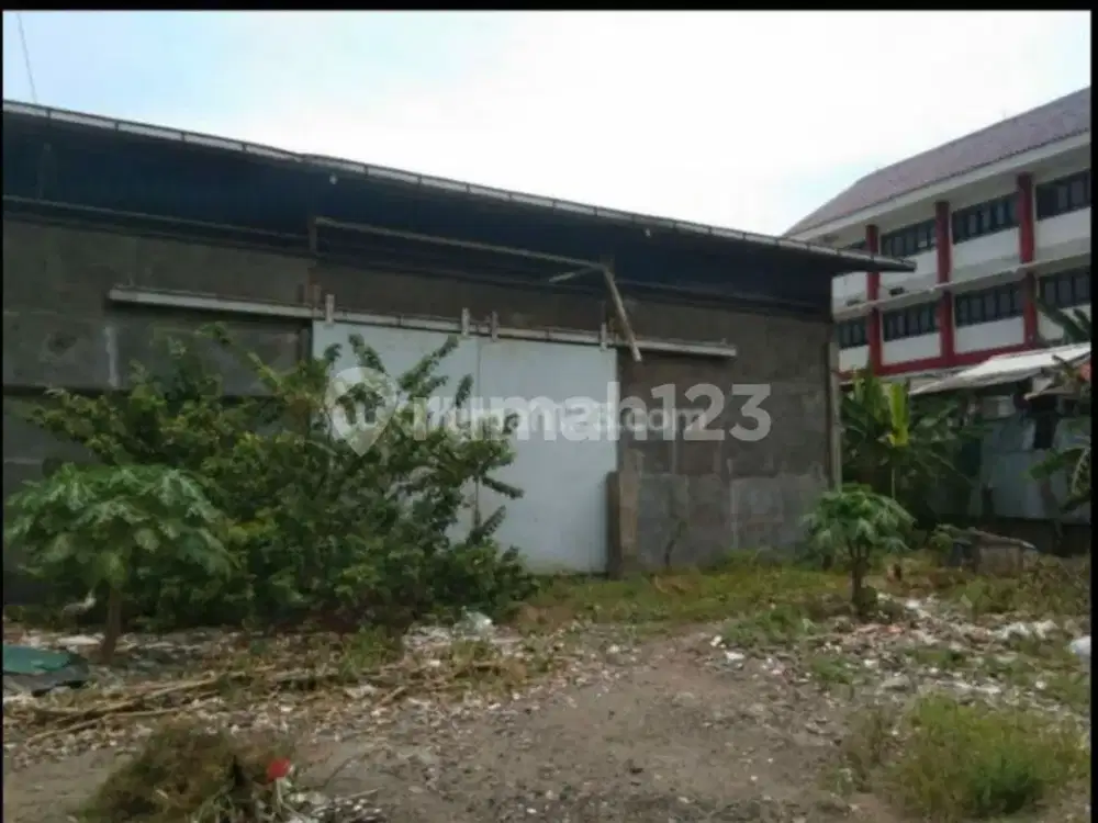 *DIJUAL TANAH MURAH Kuas 2160m2 EKS GUDANG & OFFICE..*

Lokasi : 
Jelambar, Jakrta Barat.
(Kode Rmrg2085)

Luas tanah 2.160 m2 (54m x 40m)

+ ban
