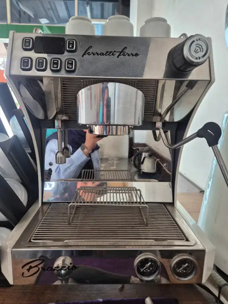 Mesin kopi Ferrati Ferro Brazia
