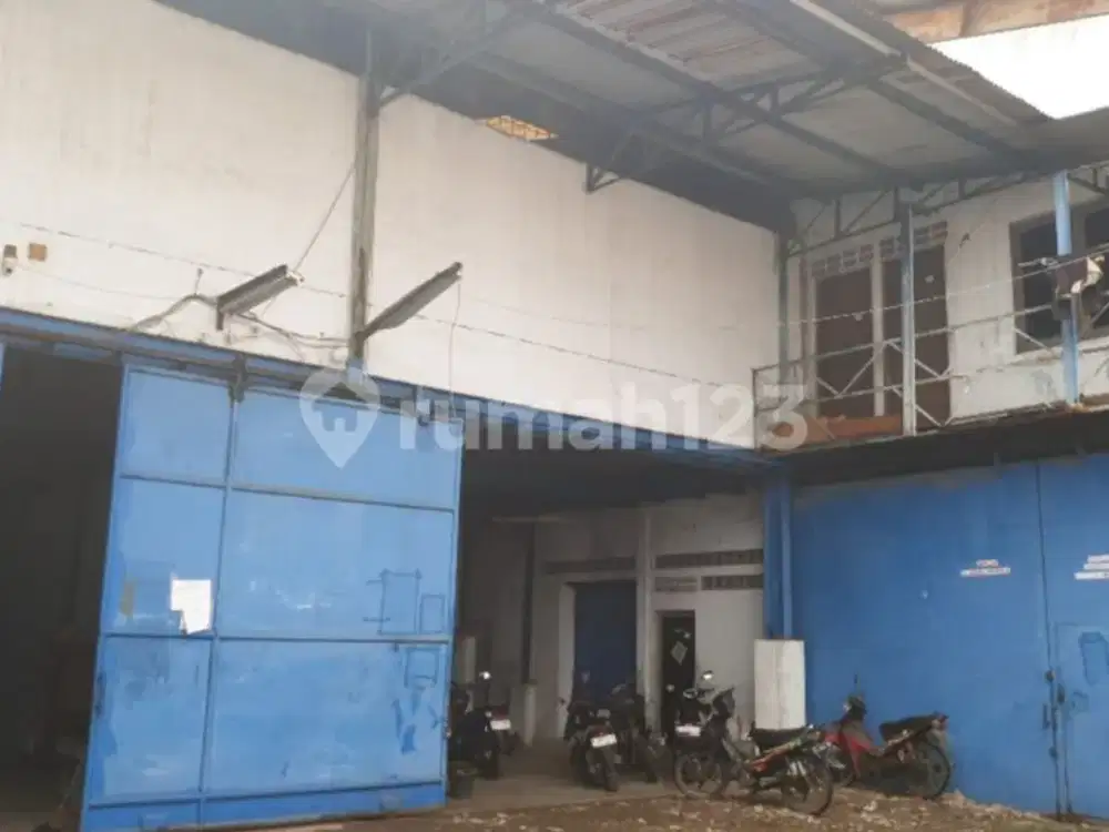 *DiJual Murah Gudang Bekas Pabrik Elektromik di Sekitar Dadap, Kosambi, Tangerang..*
(Kode Rmrg 2240)

Luas Tanah 3835m2
Luas Bangunan 7270m2
Sur