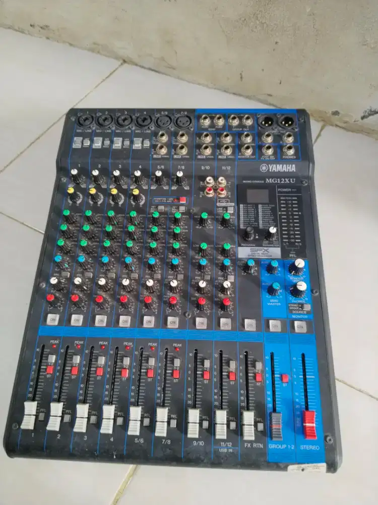 Mixer yamaha mg12xu ori