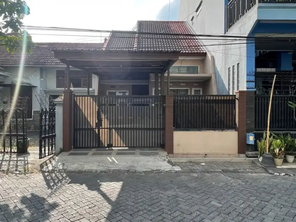 DIJUAL RUMAH SIGURA-GURA KOTA MALANG COCOK UNTUK KOST DEKAT UB