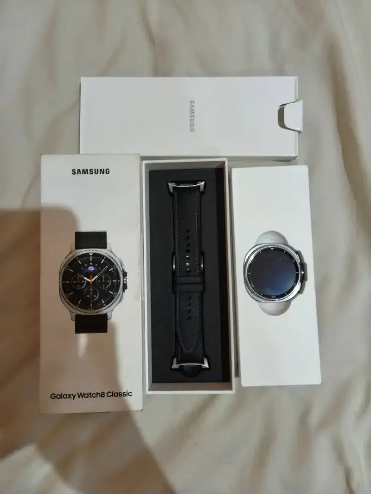 Samsung Watch 8 Classic 46mm SEIN