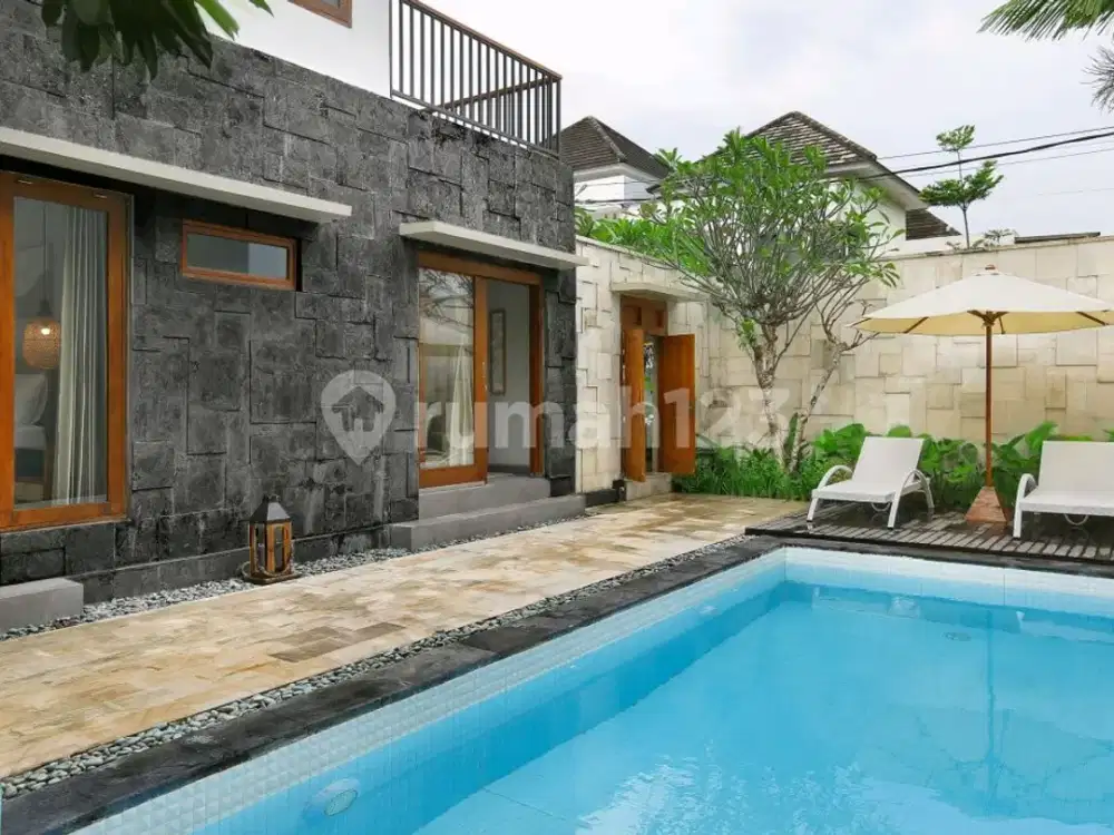 Modern Tropical House With Villa Style, Fully Furnished With Private Pool