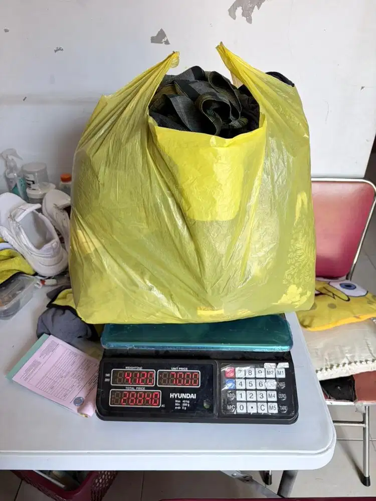Freelance jasa setrika di laundry