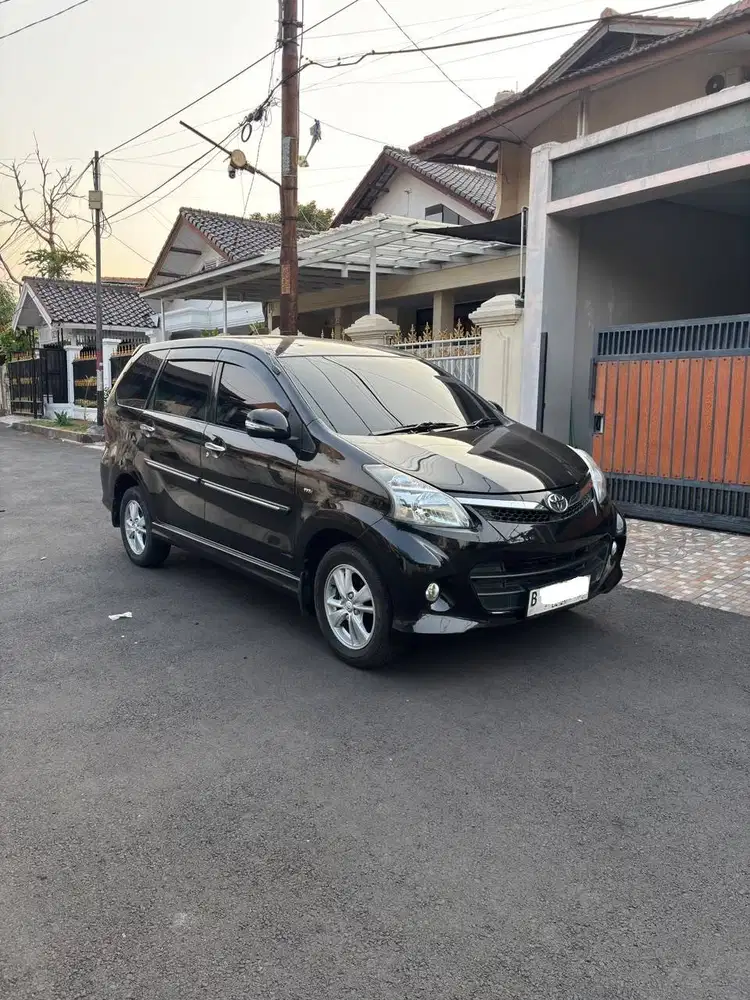 Toyota Avanza Veloz 1.5 2014 MT/Manual