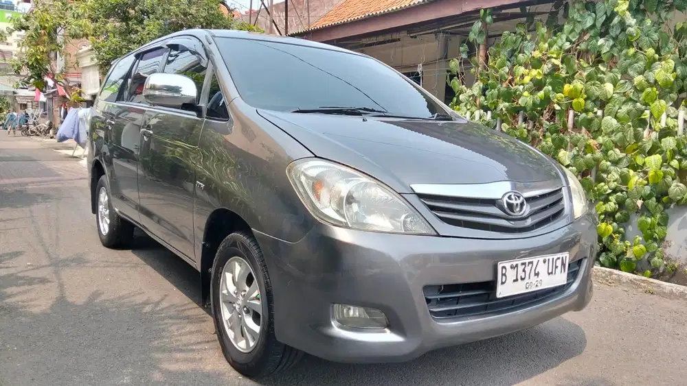 KIJANG INNOVA 2.0 G MATIC 2009