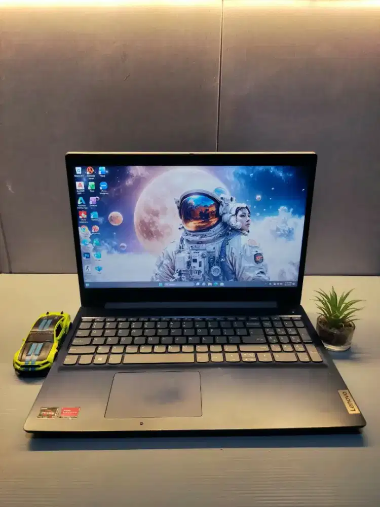 Lenovo IdeaPad 3 15ARE dengan Ryzen 5  4500u