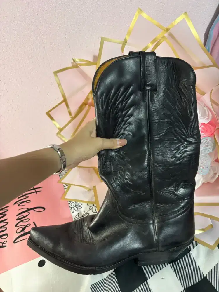 sepatu kulit coboy