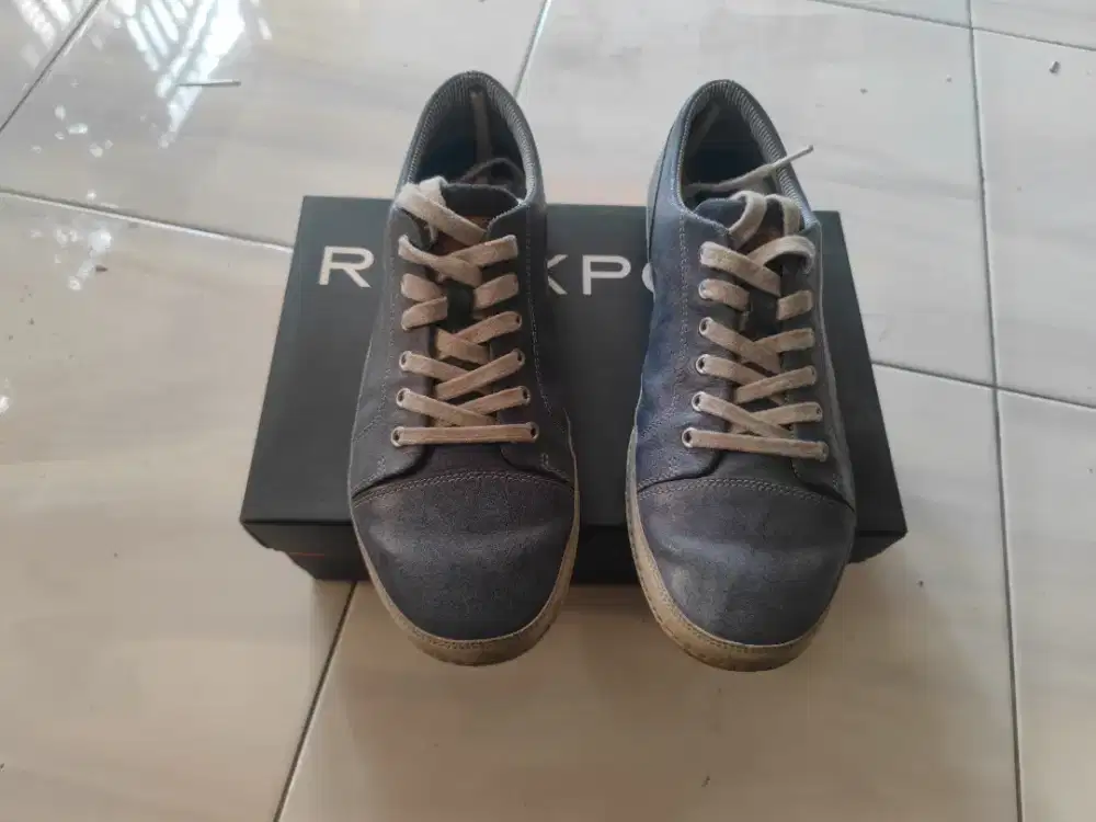 Sepatu rockport sneaker