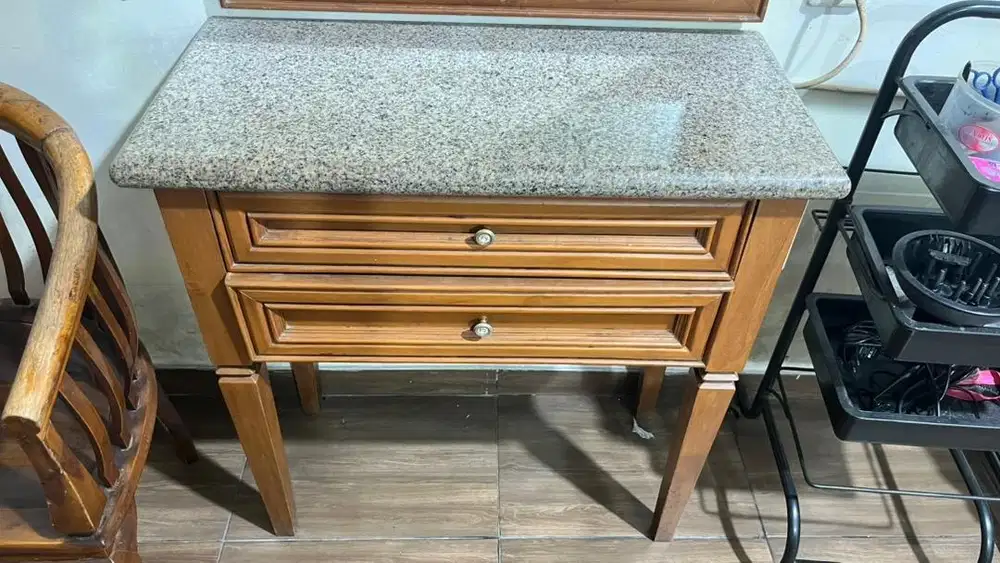MEJA RIAS KAYU JATI