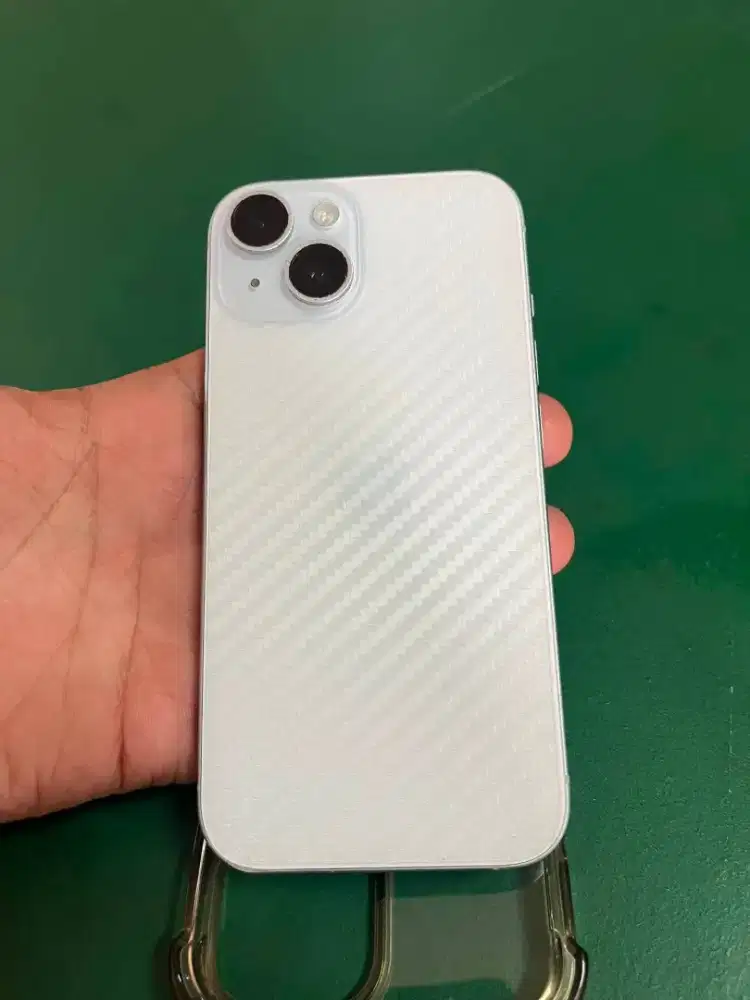 iPhone 15 basic 128 iBox pemakaian pribadi