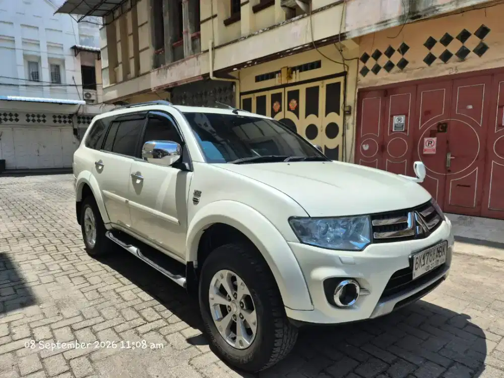 pajero sport DAKAR vgt a/t 2014 - innova- fortuner-