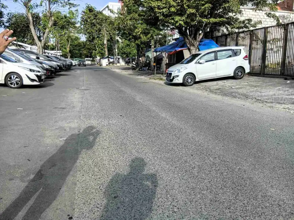 SALE RUMAH Tengah kota

*JUAL Rumah Hitung  TANAHjl ARGOPURO* 
( dekat Jl Tidar & Jl Arjuno)
Kec Sawahan 
Surabaya.
_STRATEGIS‼ area Ciamik utk Komersial