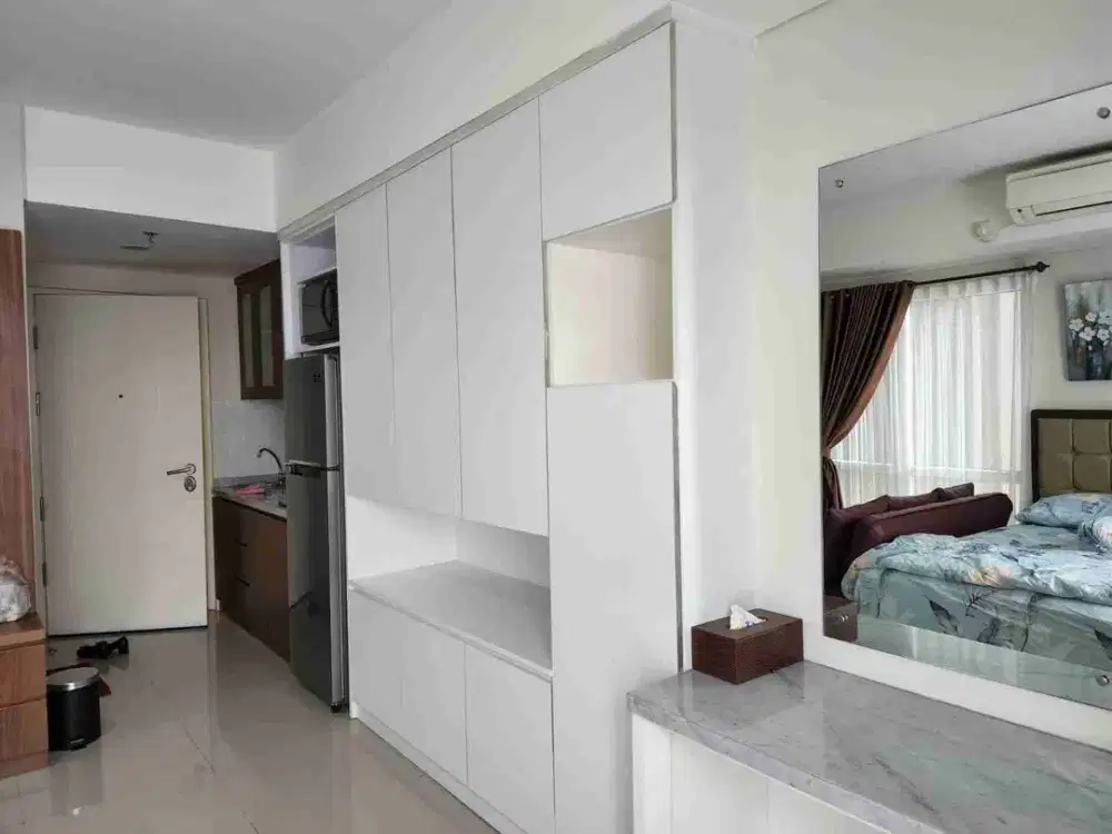 studio lantai rendah apartemen breeze