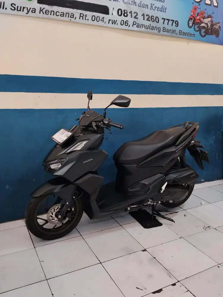 [FORSALE] HONDA VARIO 160CC 2023 SURAT LENGKAP