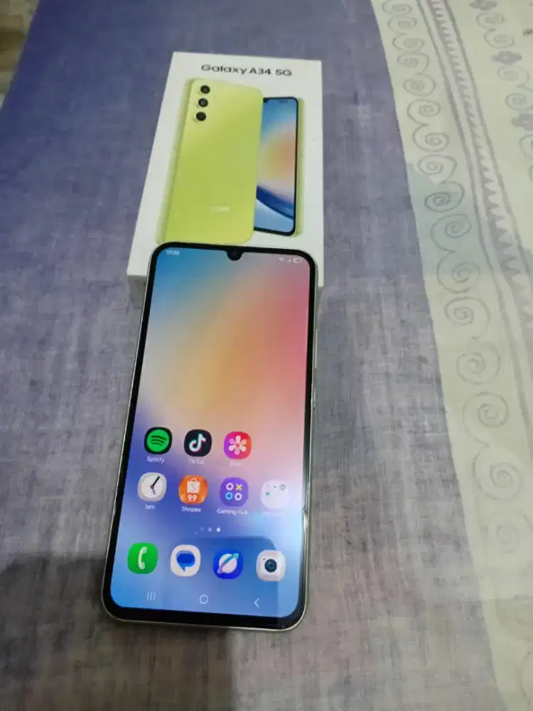 Samsung a34 5g 8/256 GB