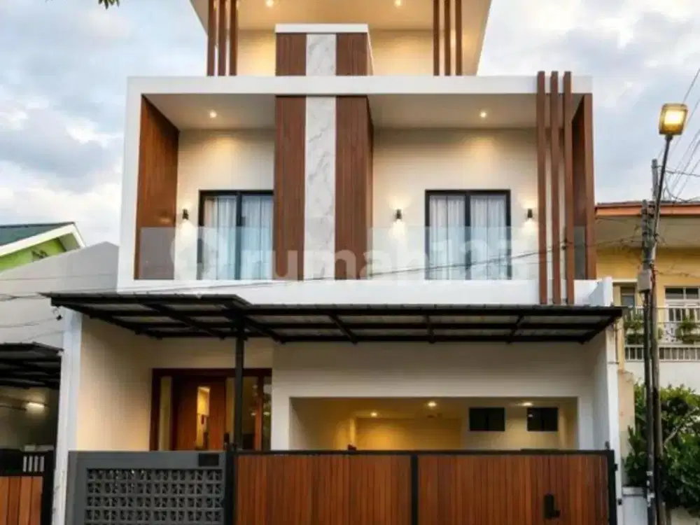 Rumah Mewah Ada Roof Top di Meruya Ilir, Jakarta Barat