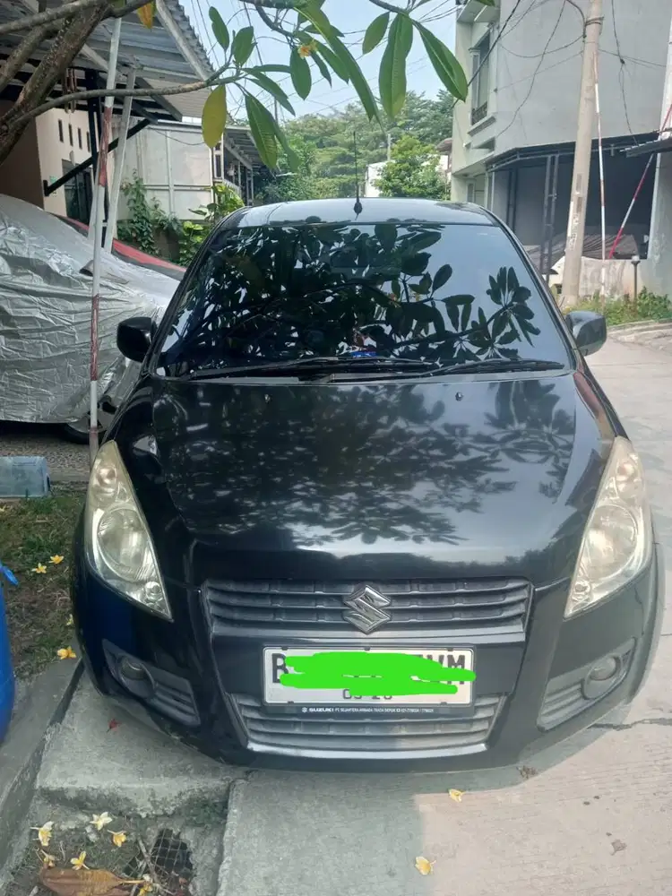 DI JUAL SUZUKI SPLASH TH 2010