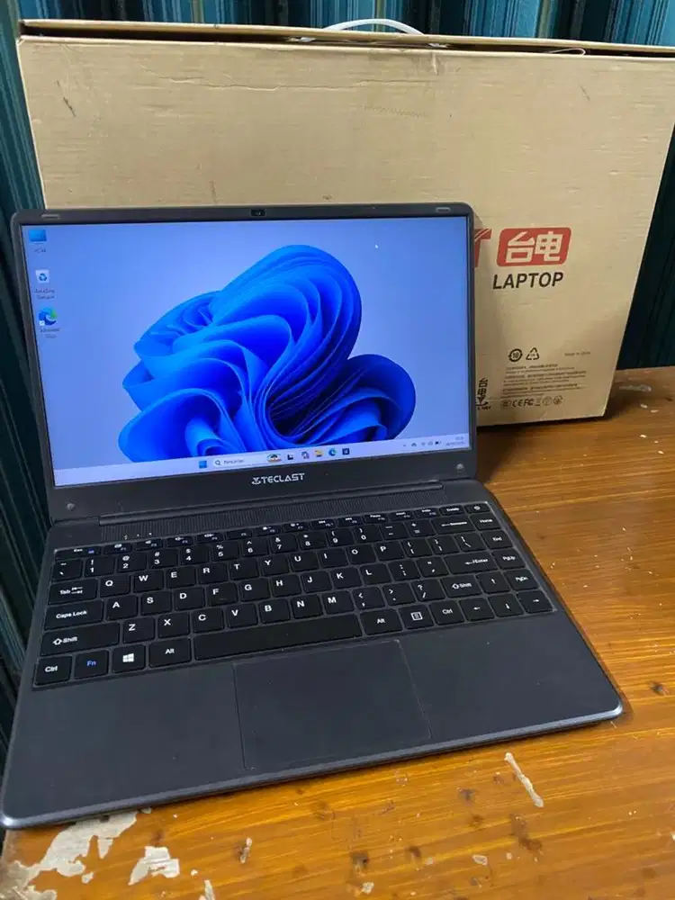 laptop tesclas F7 plus 3