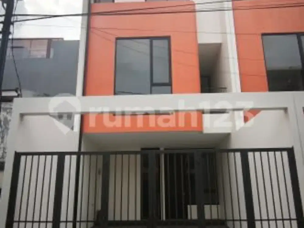 Rumah Baru Bagus di Puri Indah Jakarta Barat