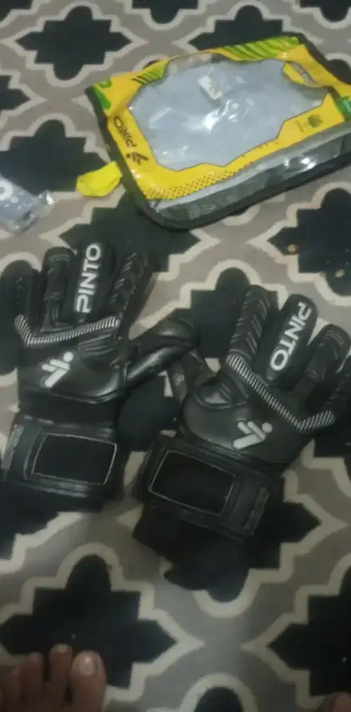 Pinto ukuran size 8