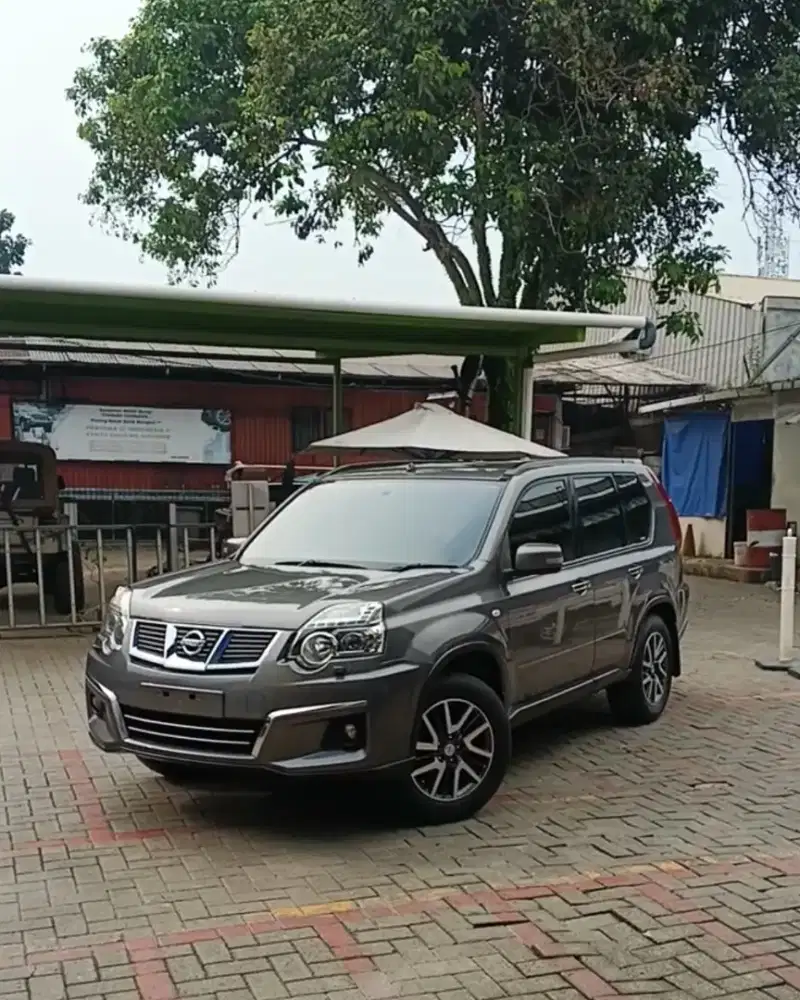2014 Nissan XTRAIL Istimewa