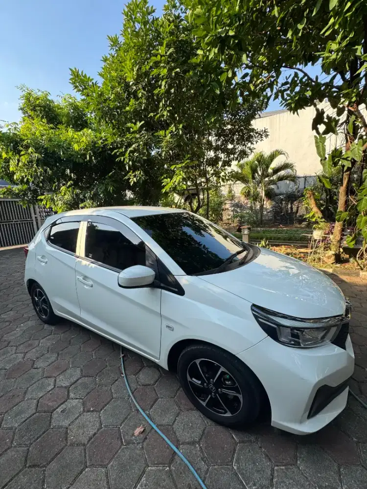 Dijual Honda Brio 2023 E-CVT Bensin A/T