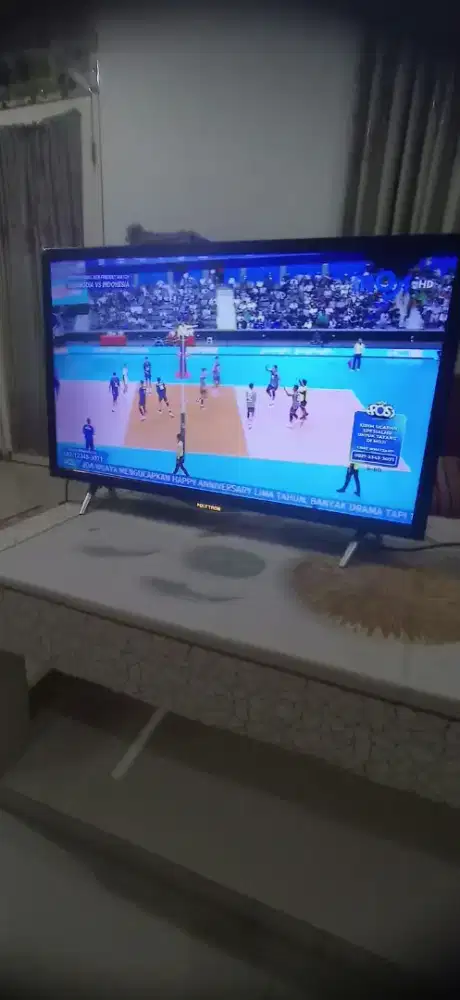 tv led digital 32 inch polytron