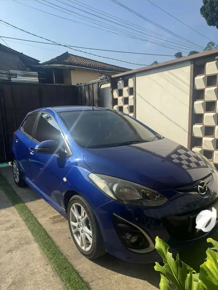 Mazda 2 2011 Bensin