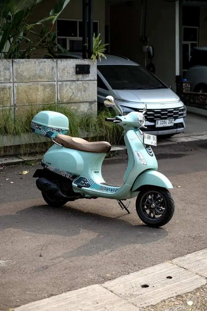 VESPA LX 125 BATIK EDITION 2022