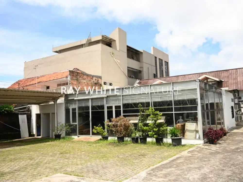 Dijual property komersil Kebayoran Lama, Jl. Kebayoran Lama Raya